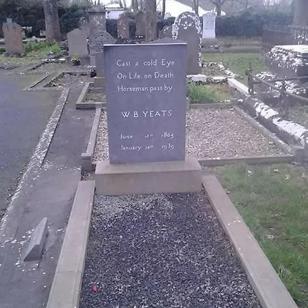 ホテル Milligan Court *