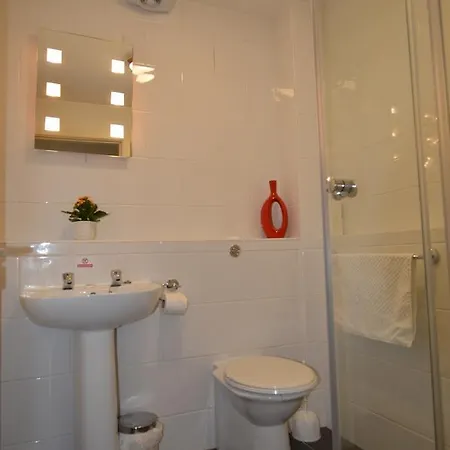 Milligan Court * سلايغو