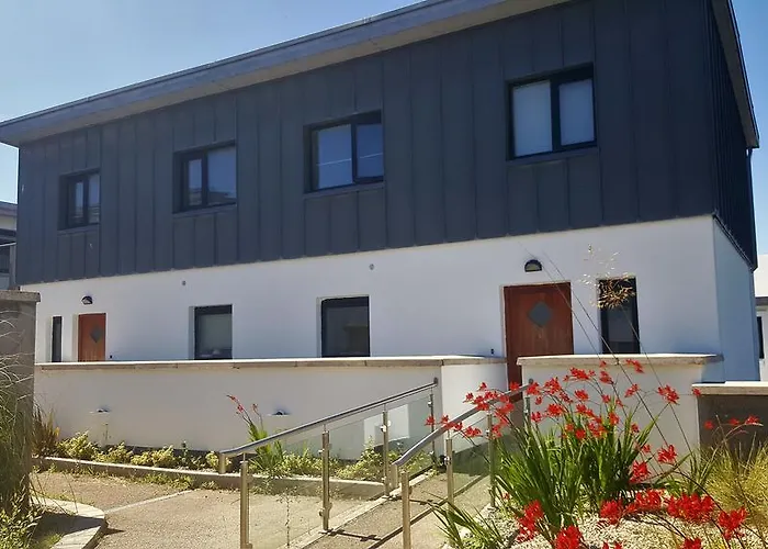 Hotel Milligan Court *